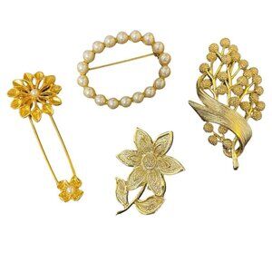 Lot of 4 Brooches Gold Tone 1 Signed Gerry 3 Unsigned